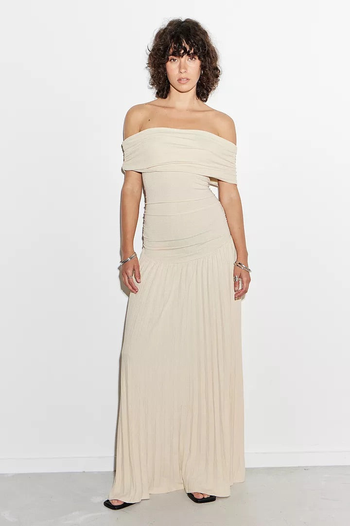 Off-Shoulder Pleated Maxi Dress Wedding Guest for Women