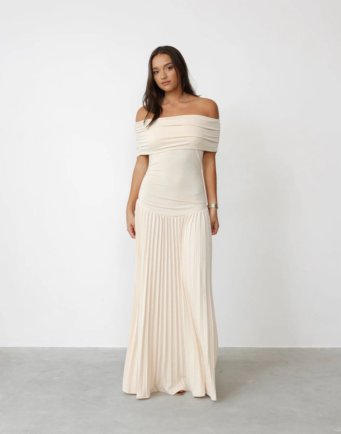 Off-Shoulder Pleated Maxi Dress Wedding Guest for Women