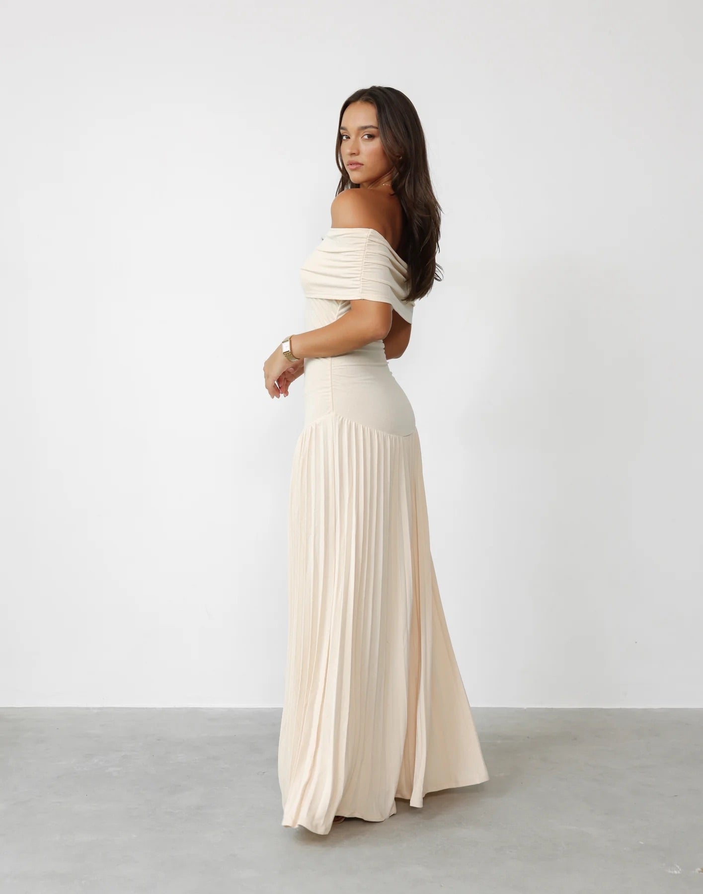 Off-Shoulder Pleated Maxi Dress Wedding Guest for Women