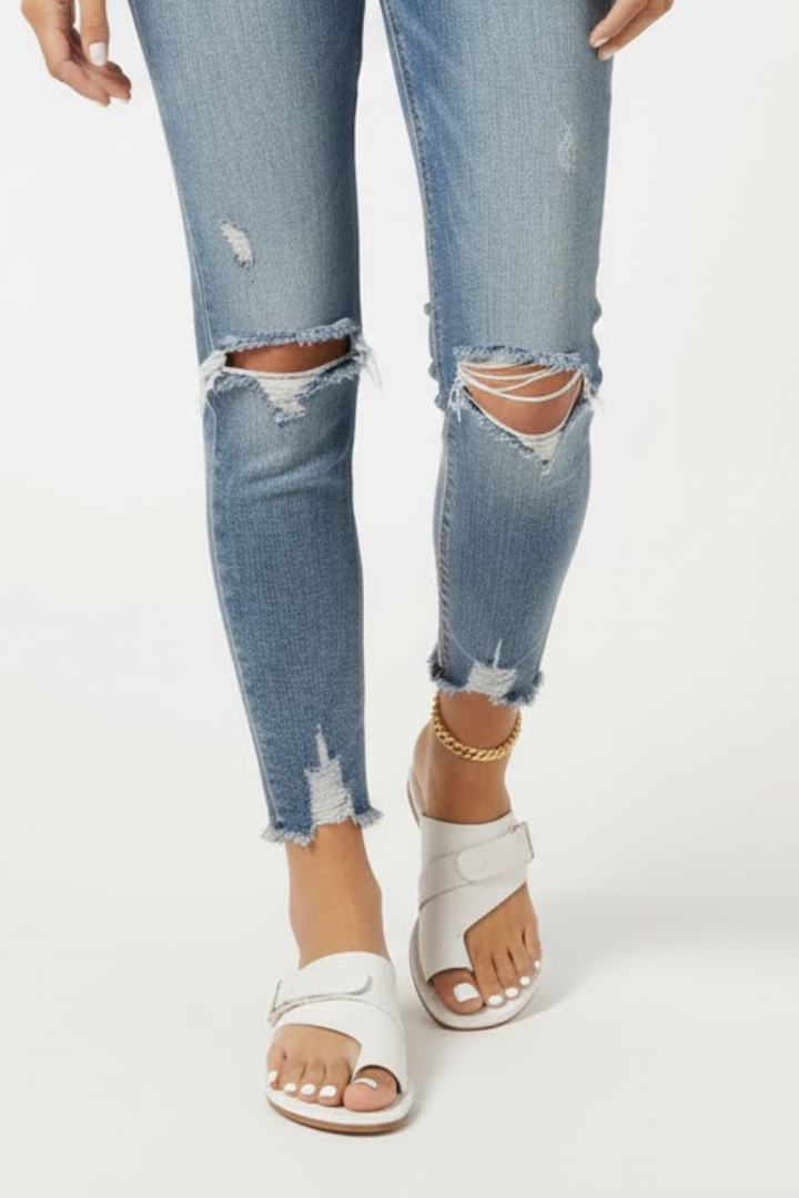 Toe Loop Flat Sandals with Buckle for Women