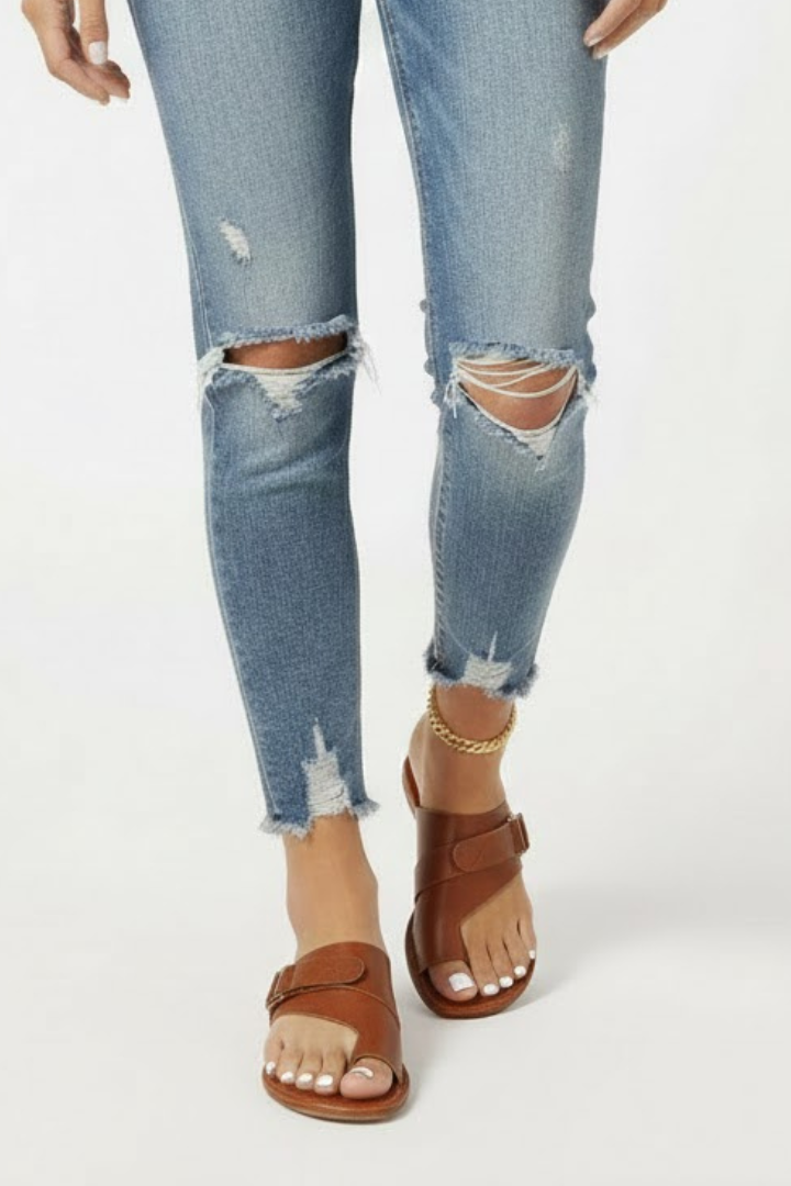 Toe Loop Flat Sandals with Buckle for Women