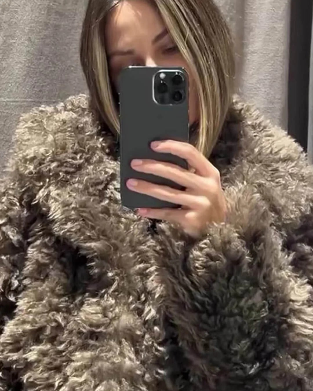 Elegant Faux Fur Coat for Women