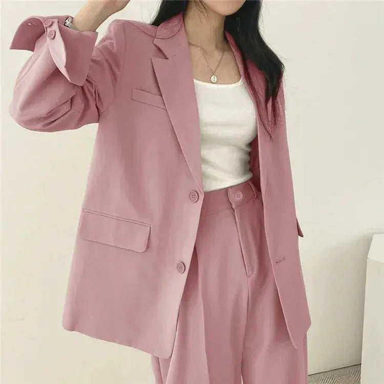 Elegant Tailored Blazer and Trouser Set with Relaxed Fit for Women