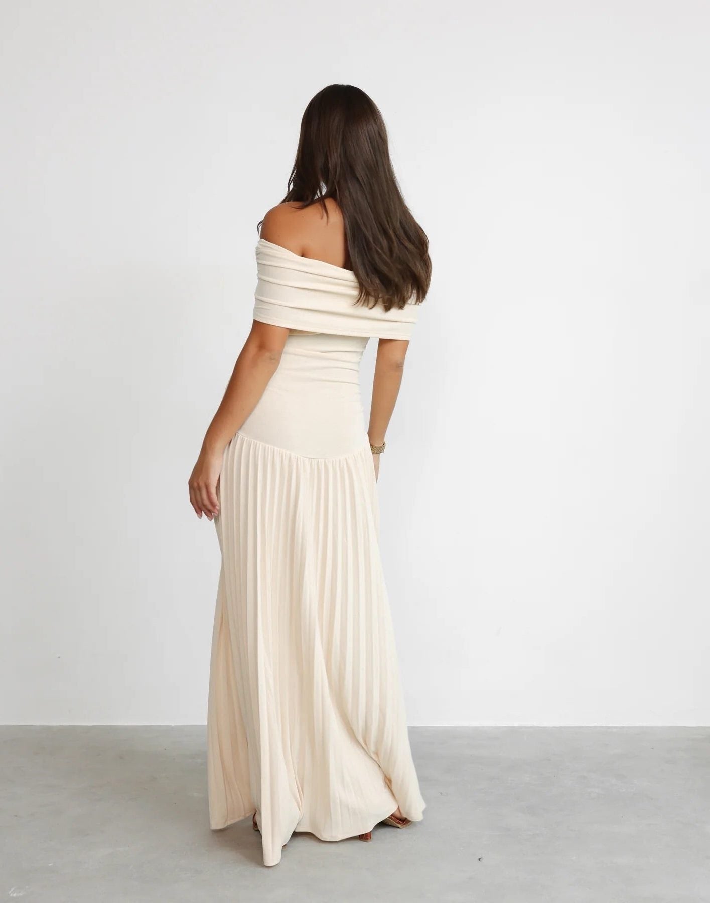 Off-Shoulder Pleated Wedding Guest Maxi Dress for Women - View 3